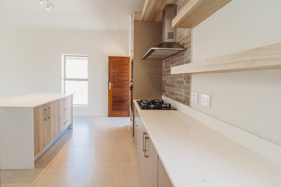 3 Bedroom Property for Sale in Kraaibosch Western Cape